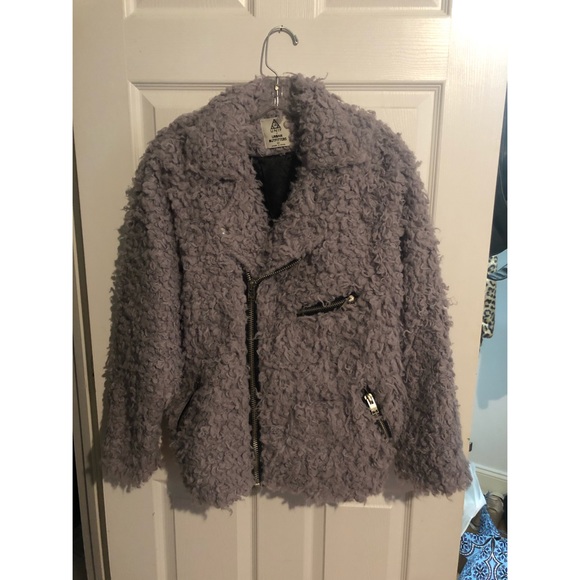 UNIF x Urban Outfitters Furry Moto Poodle Coat - Picture 2 of 4